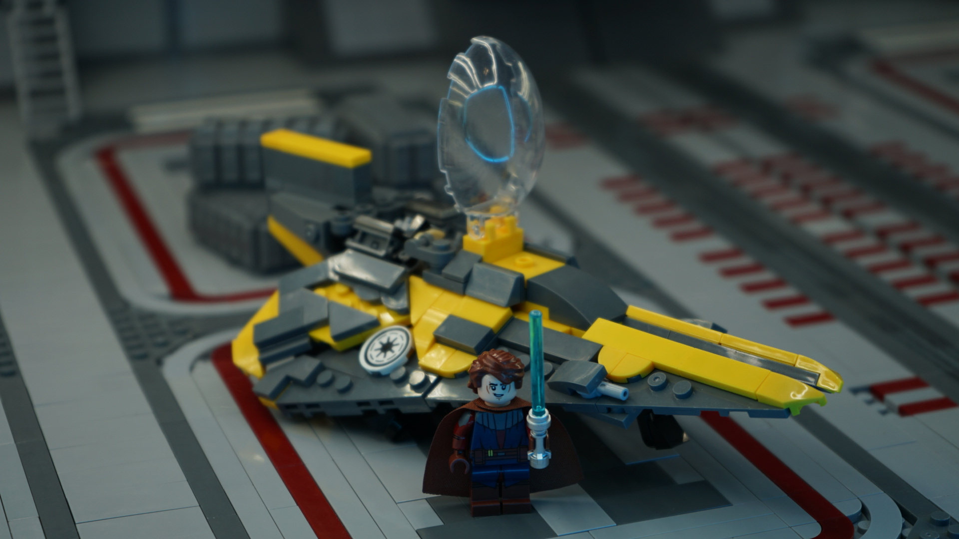 Anakin's Starfighter Pre-order