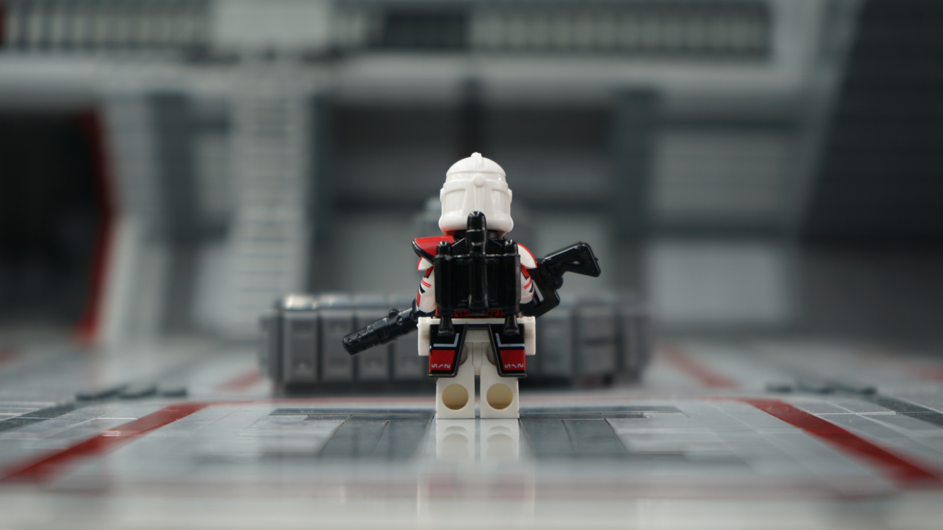 Captain Grey Elite Trooper – view 3