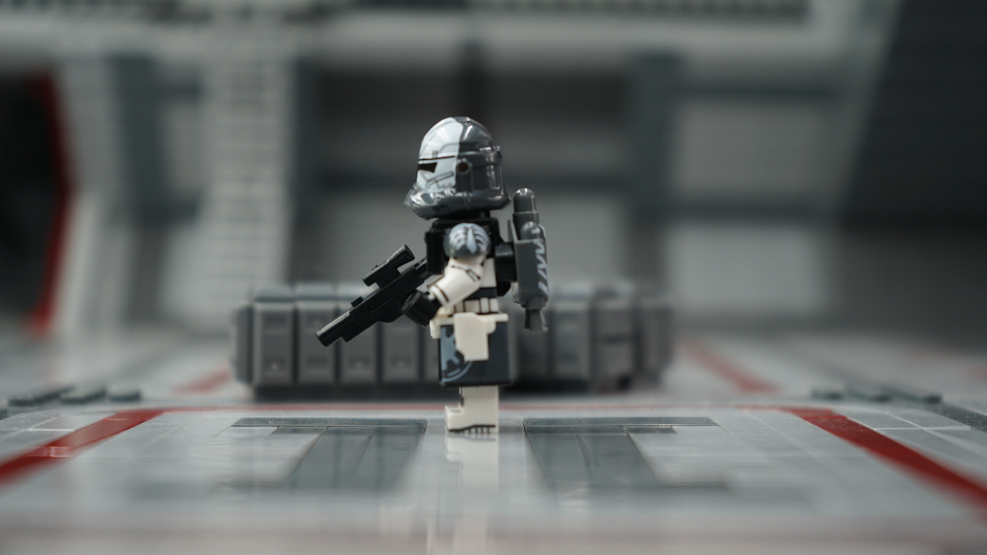 Comet Elite Trooper – view 2