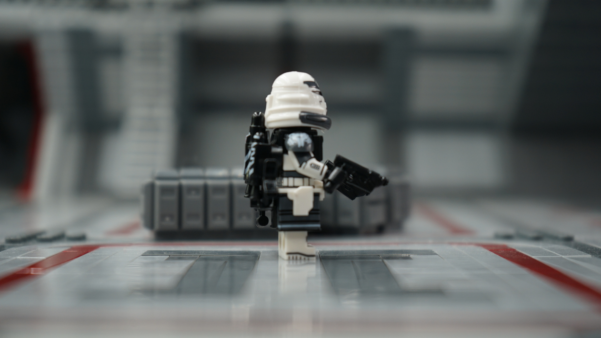 Wolfpack Elite Paratrooper – view 4