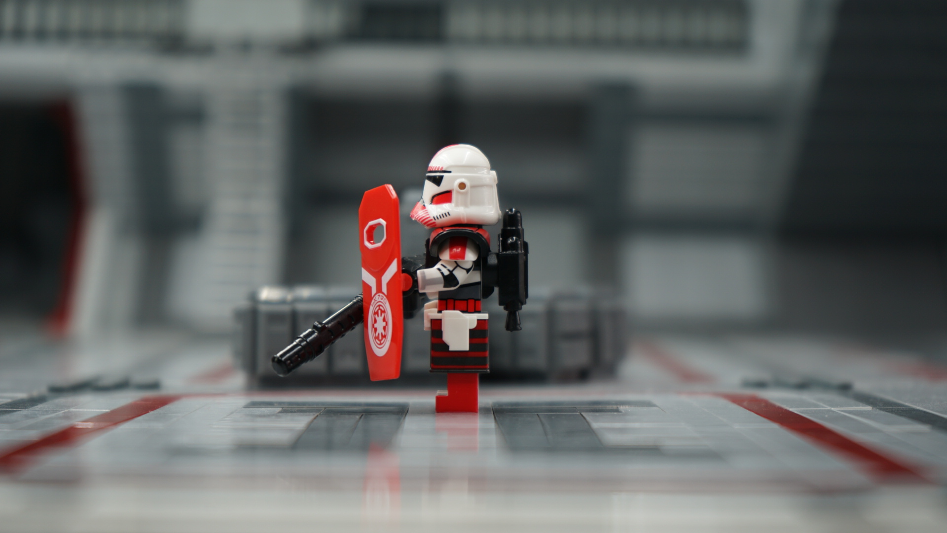 Coruscant Elite Shock Trooper – view 2