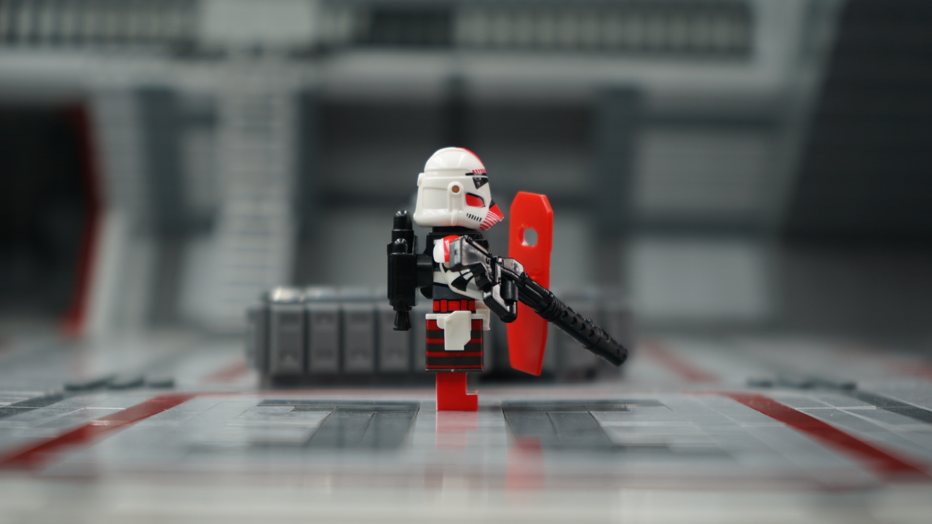 Coruscant Elite Shock Trooper – view 4