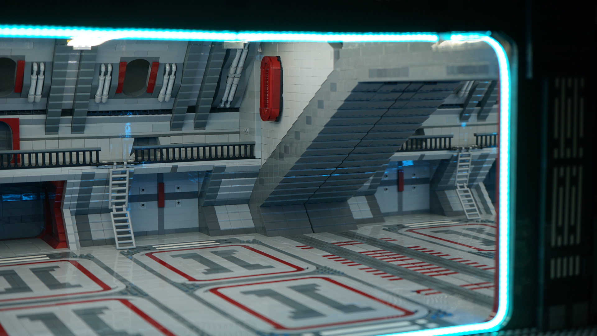 Venator Hangar – view 2