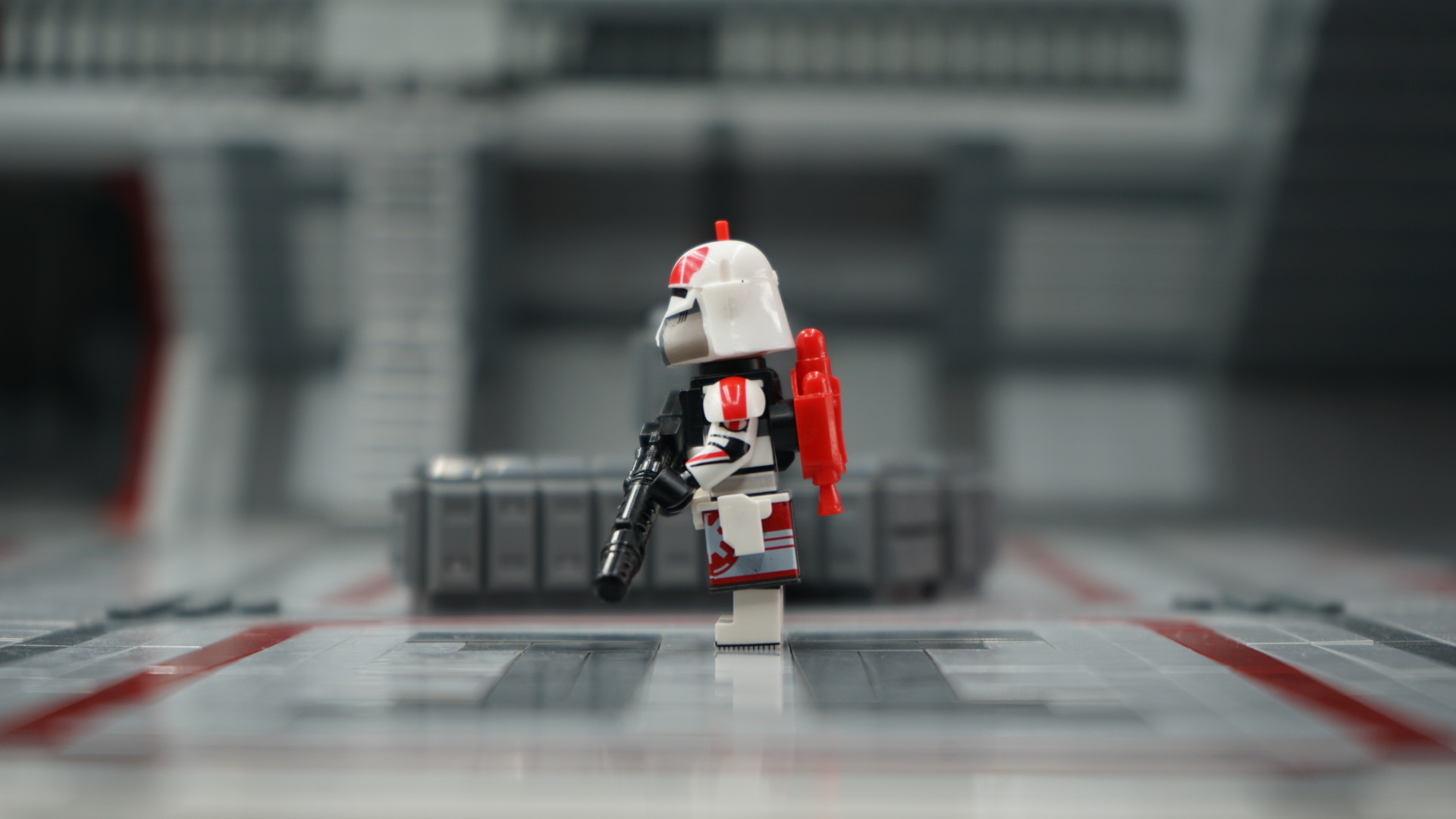 Coruscant Elite Commander – view 2