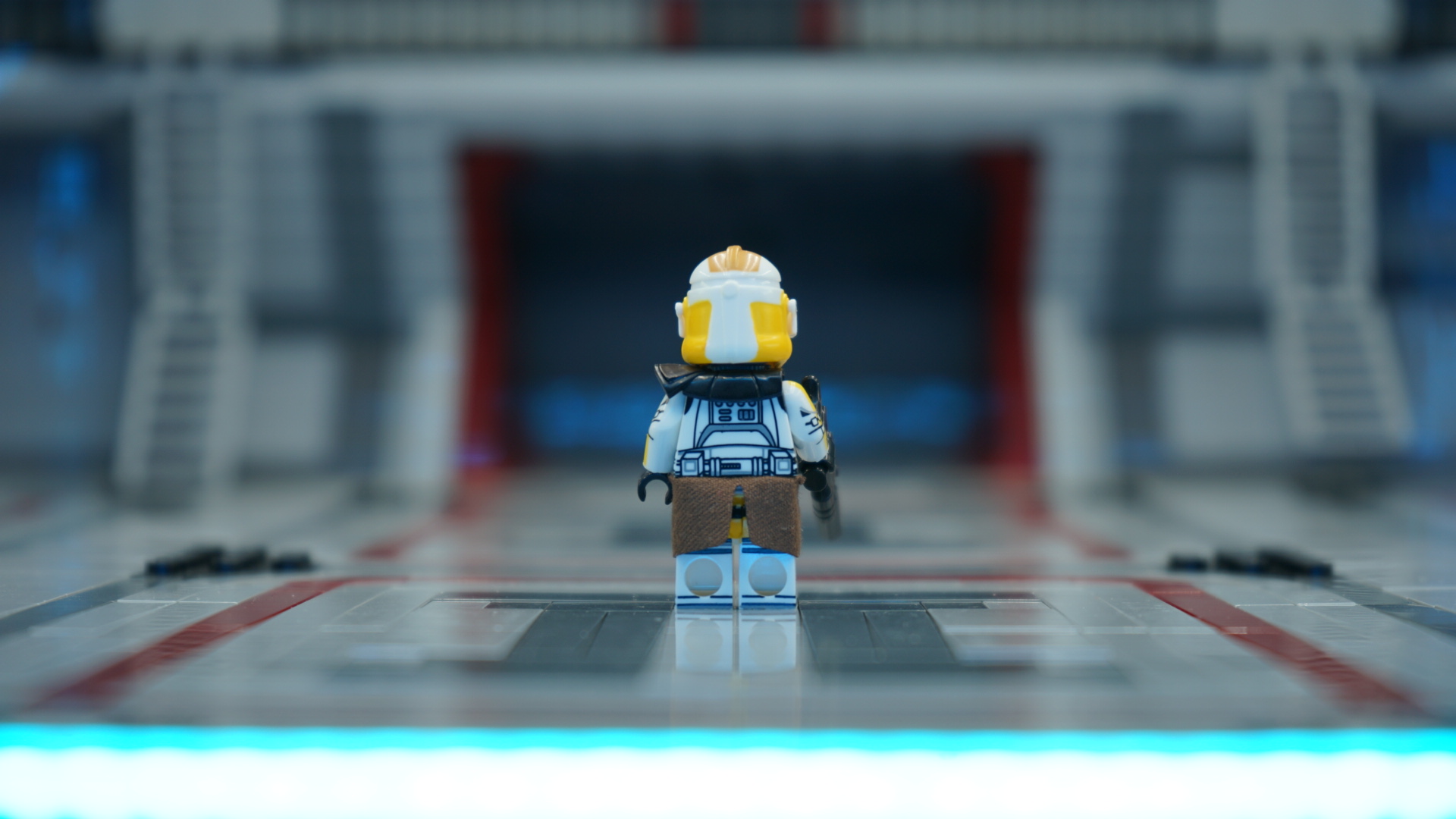 Commander Bly – view 3