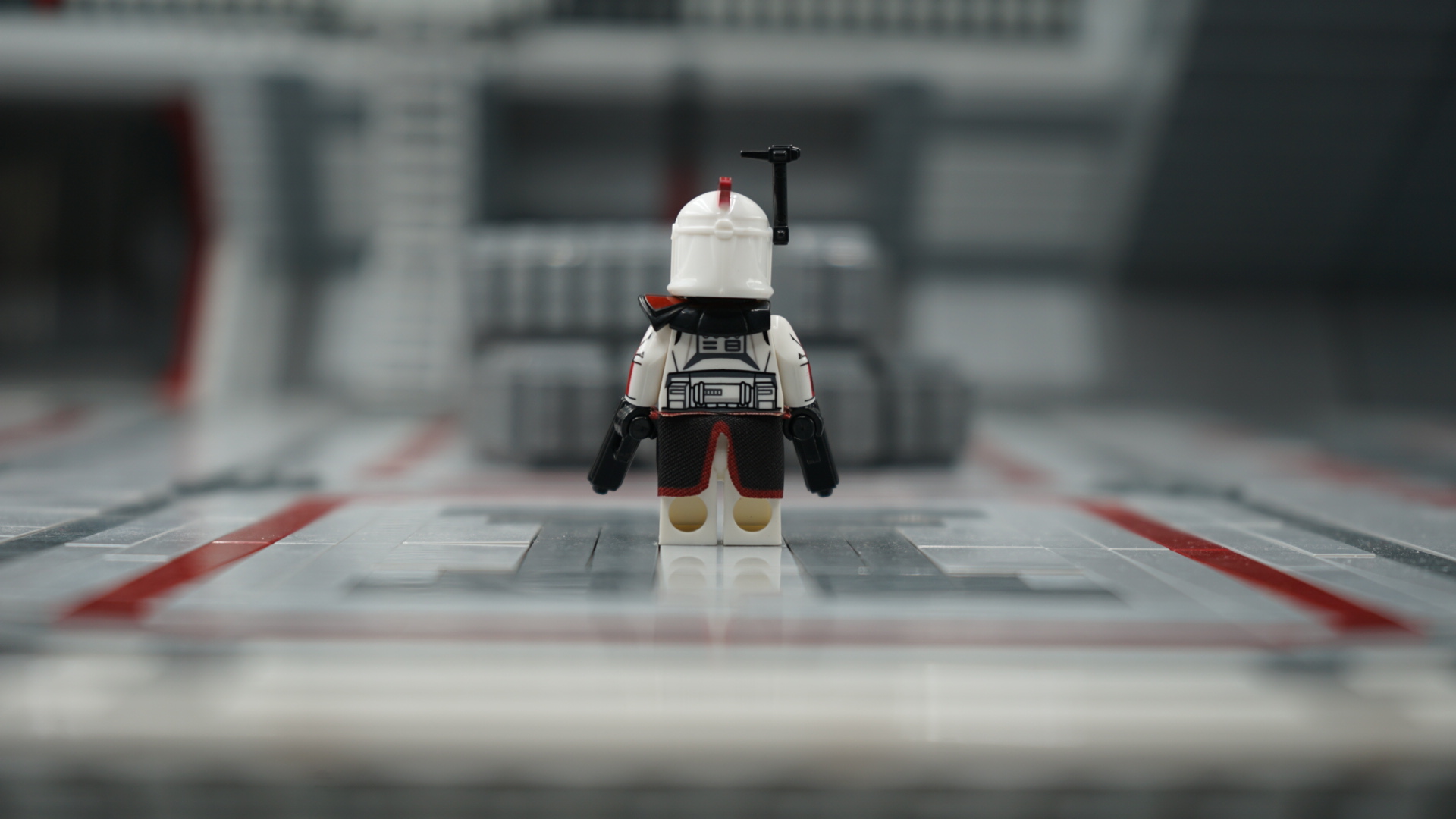 Phase 1 Captain (Red) – view 3