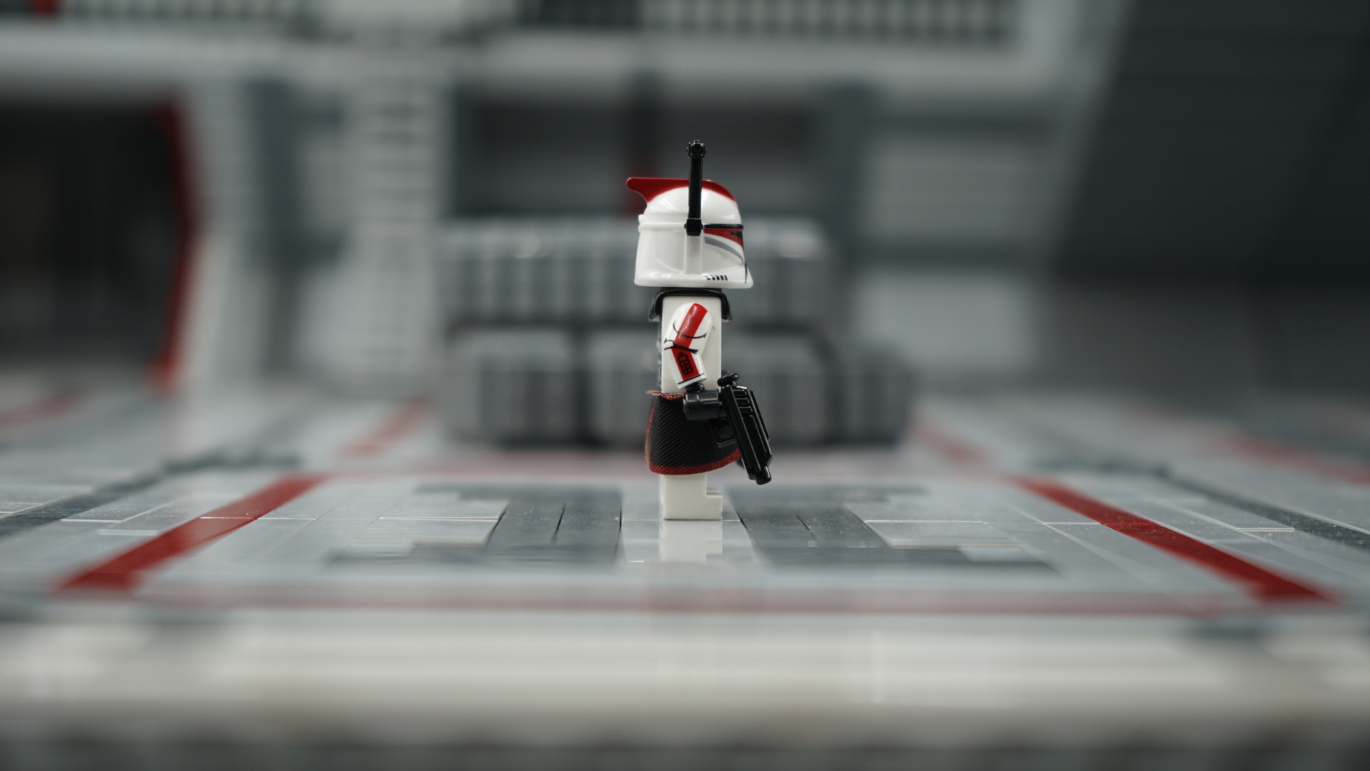 Phase 1 Captain (Red) – view 4