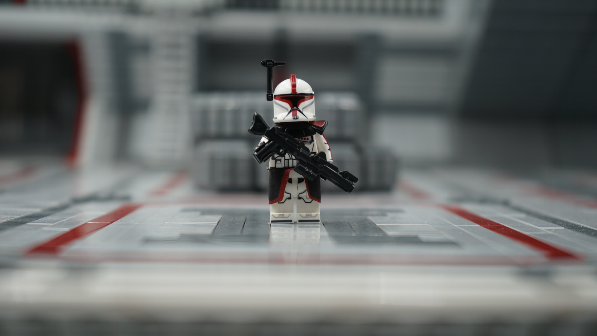 Phase 1 Captain (Red) – view 5