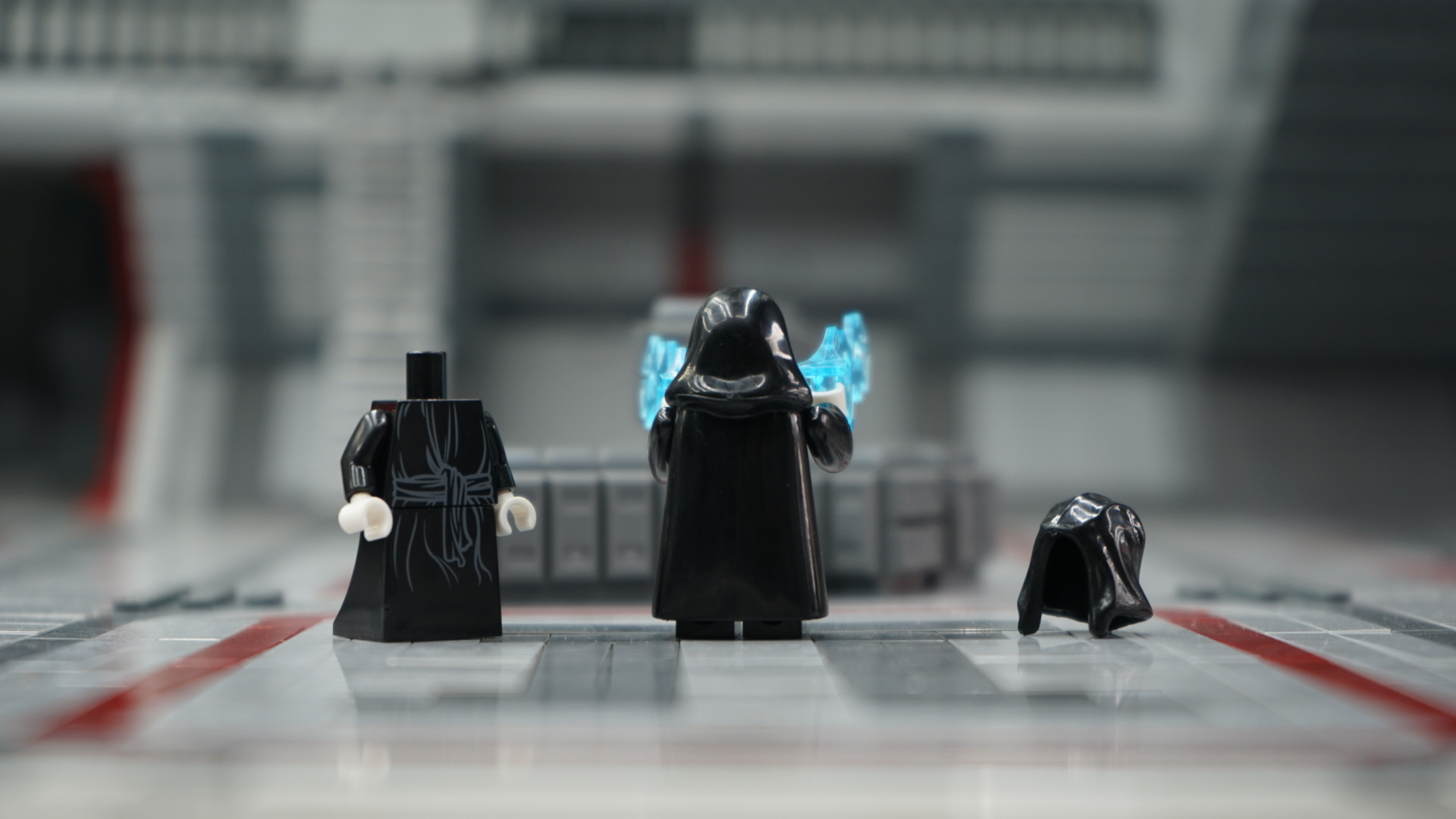 Emperor Palpatine V2 – view 3