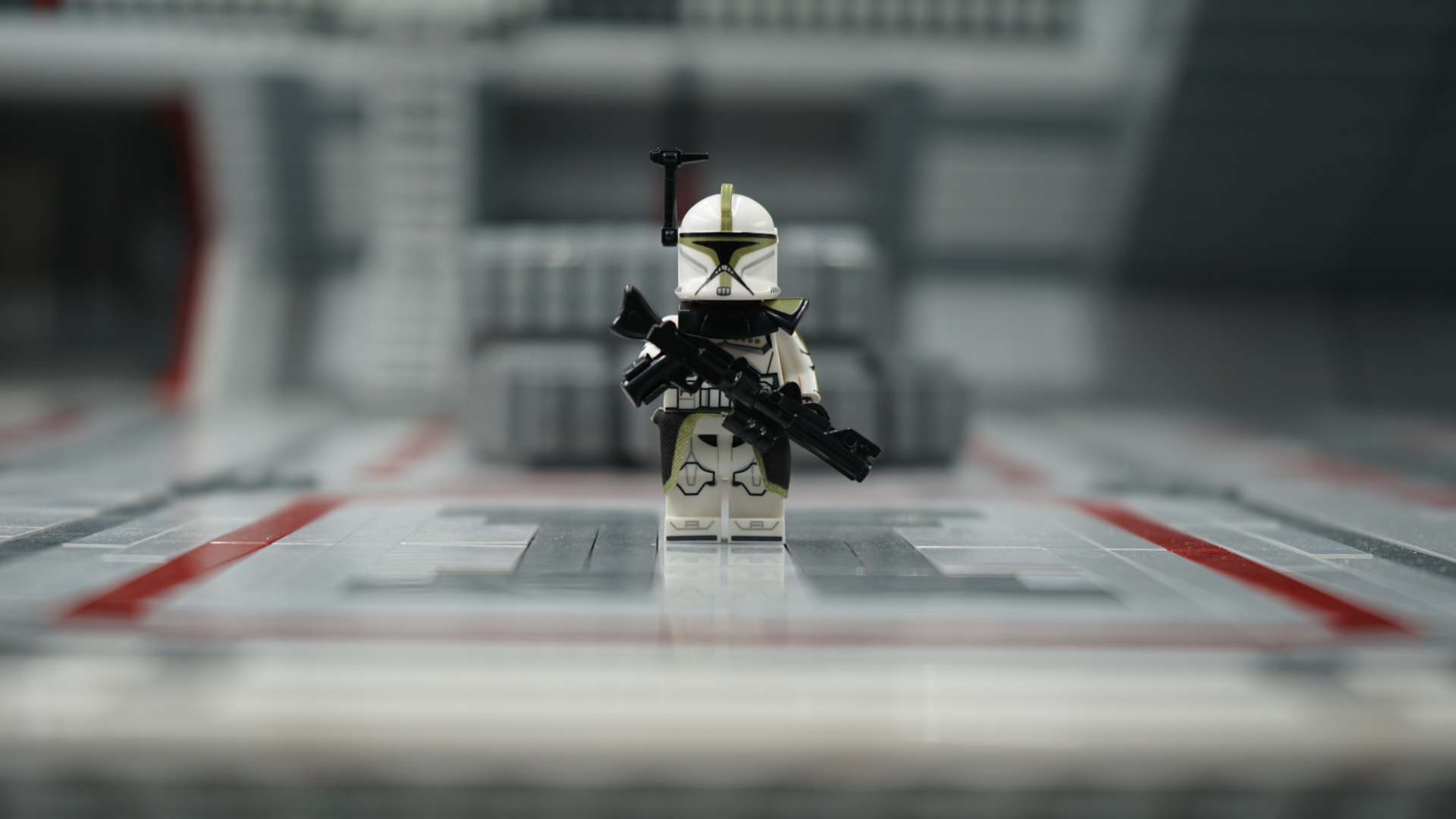 Phase 1 Sergeant (Green) – view 5