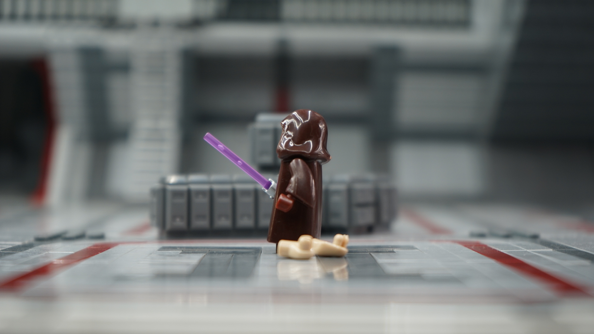 Mace Windu (HOOD UP) – view 2
