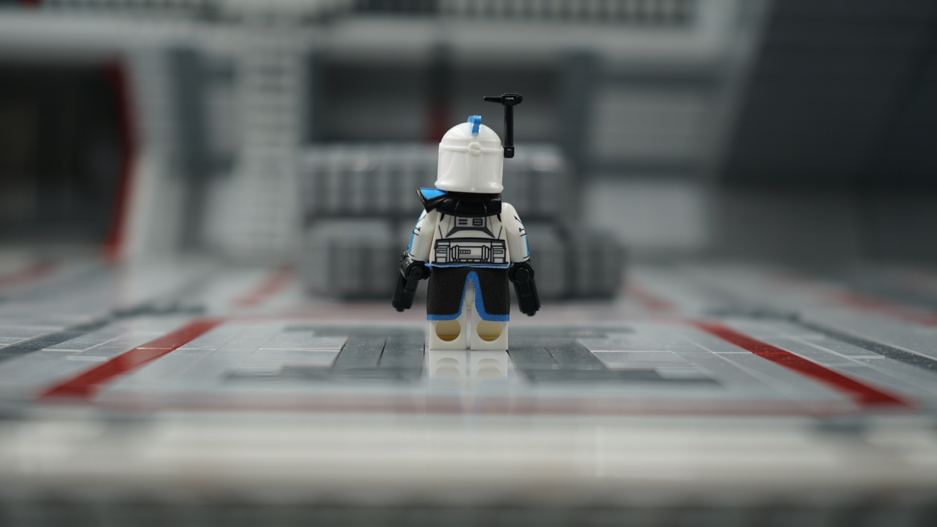 Phase 1 Lieutenant (Blue) – view 3