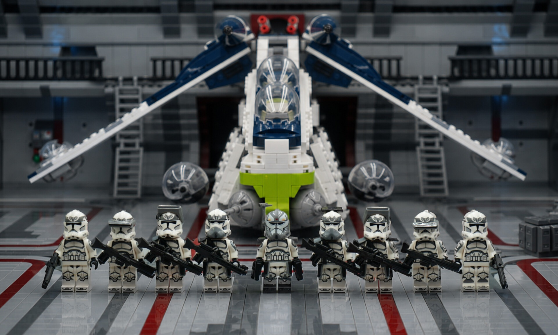 Wolfpack Gunship