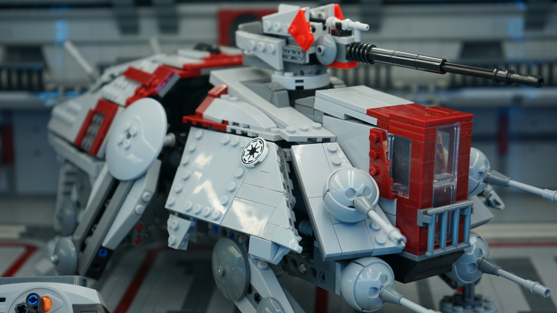 Motorized AT-TE Walker – view 3